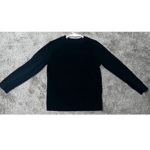 $1 BOYS LONG SLEEVE T-SHIRT SIZE 6 CAT AND JACK. $1 WITH ANY $10 ORDER OR MORE